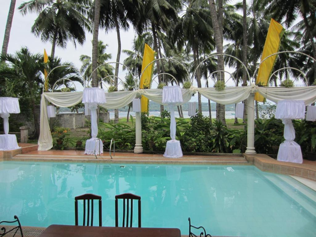 Chateau Del Mar Davao Stadt Exterior foto