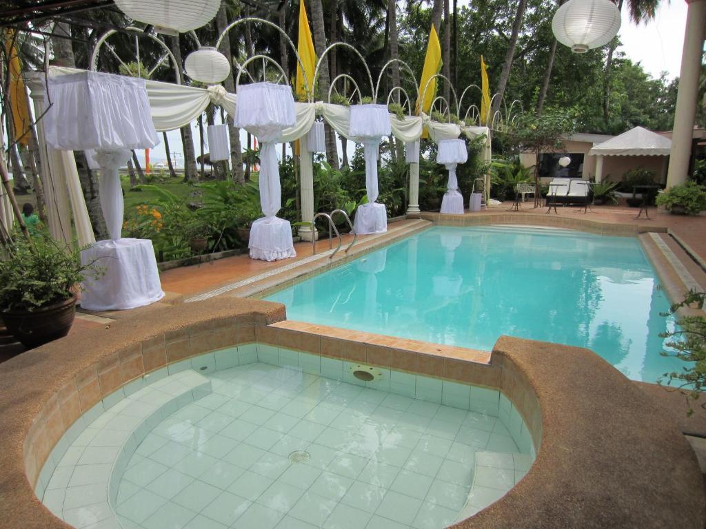 Chateau Del Mar Davao Stadt Exterior foto