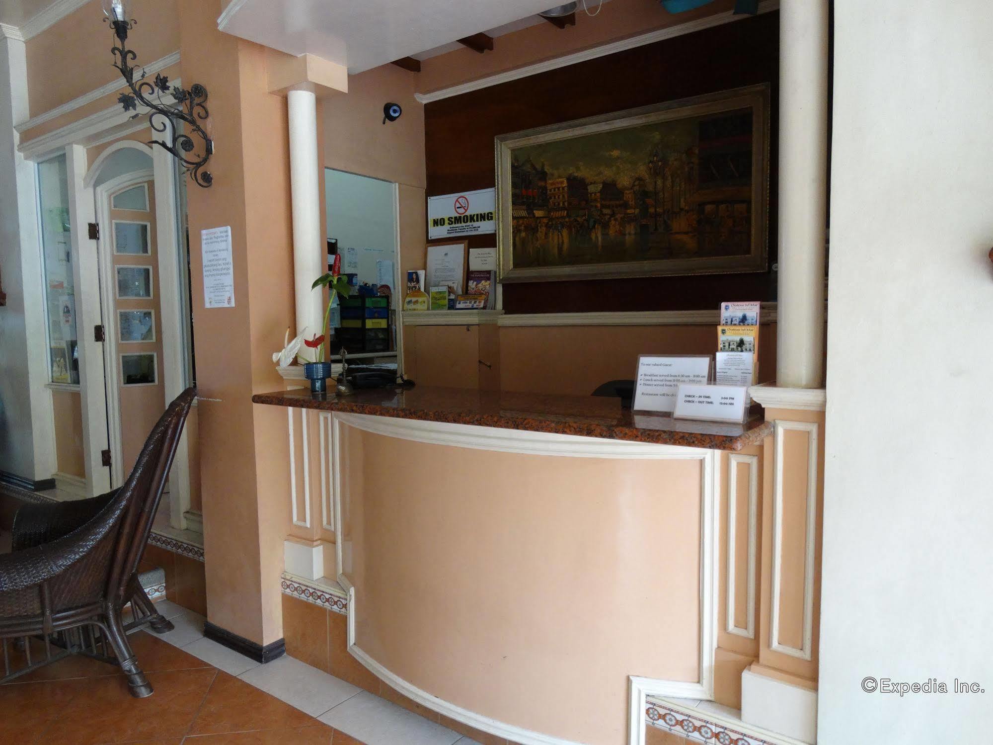 Chateau Del Mar Davao Stadt Exterior foto
